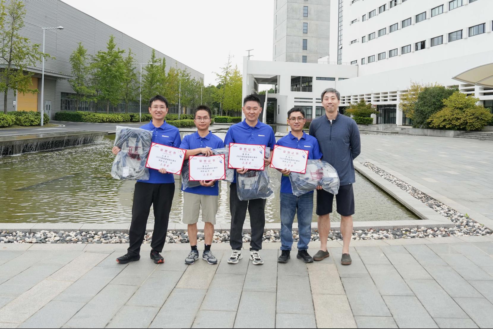 塔下再聚首 攀登勢正雄——巨龍電梯試驗塔第六屆登高跑開賽