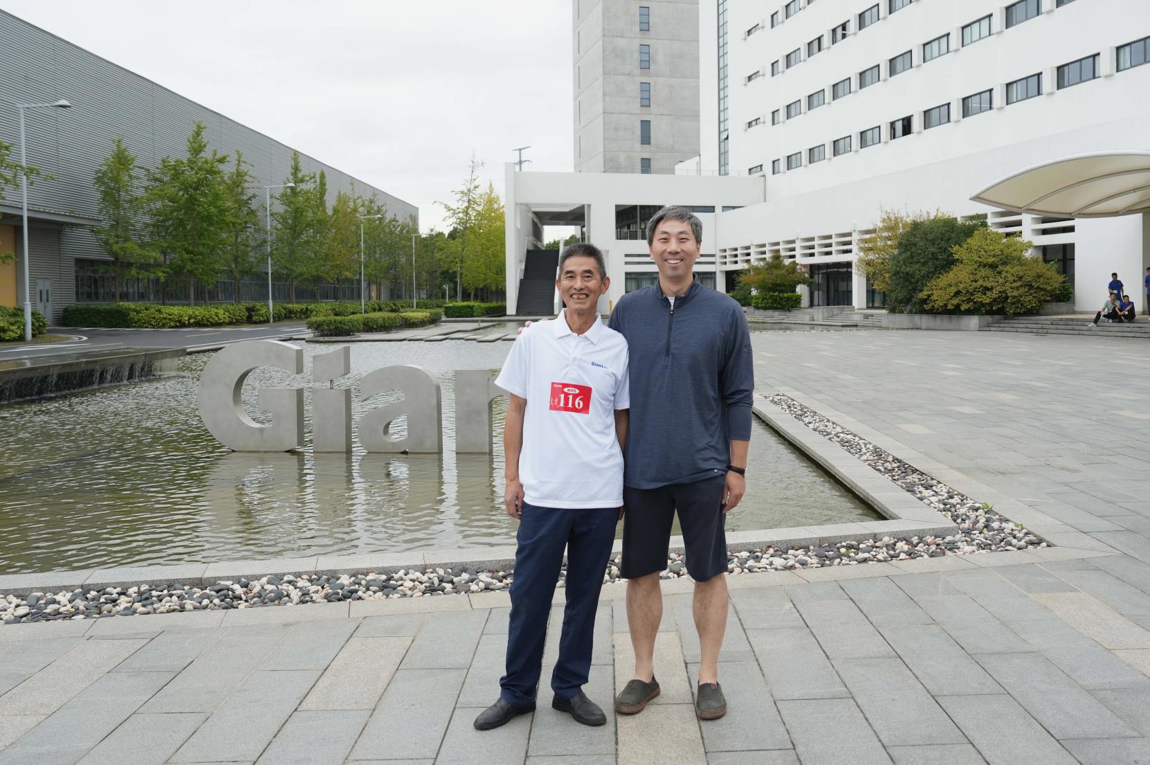 塔下再聚首 攀登勢正雄——巨龍電梯試驗塔第六屆登高跑開賽