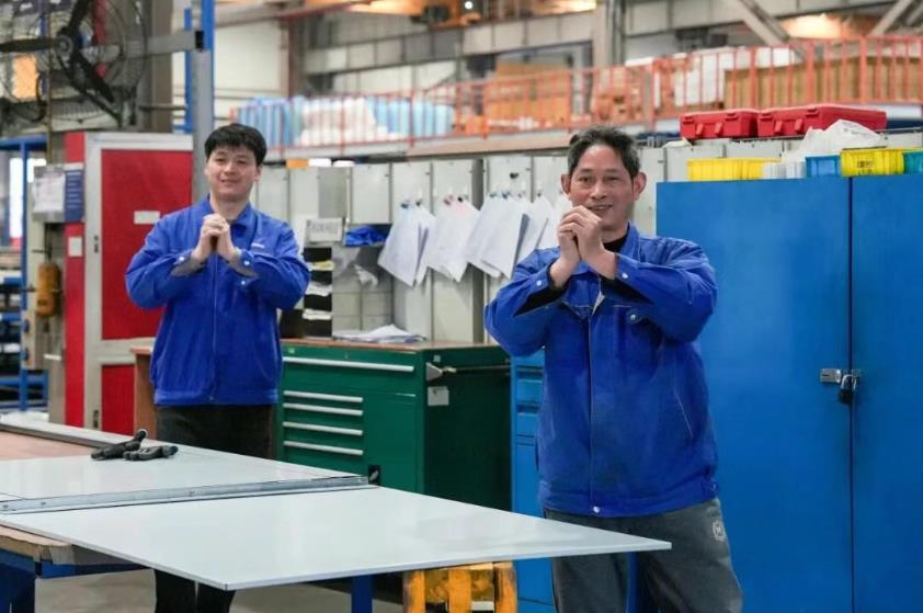 龍馬精神迎開工 巨人集團啟新程