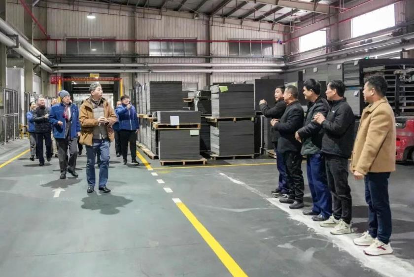 龍馬精神迎開工 巨人集團啟新程