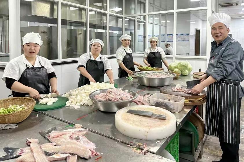 龍馬精神迎開工 巨人集團啟新程