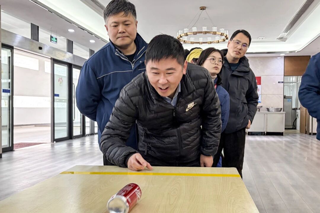 妙趣猜燈謎 歡喜共團圓——巨人集團舉辦元宵活動