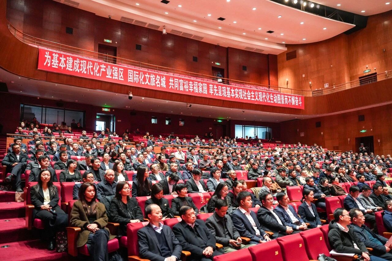 載譽啟新程 | 巨人集團榮獲南潯區多項表彰